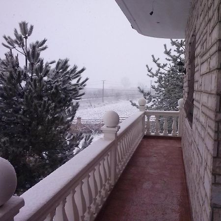 Vila Verd Korce Hotel Kültér fotó