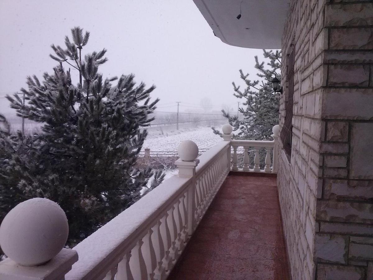 Vila Verd Korce Hotel Kültér fotó